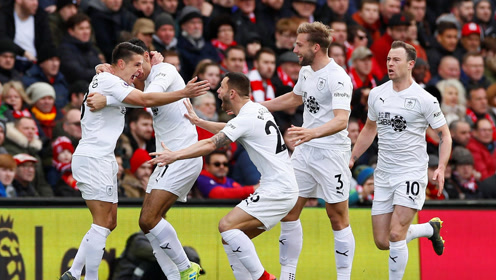 小蜘蛛：如果多进几球，终场阶段本可以踢得不那么惊险（小蜘蛛：若能再进几球，最后时刻就不会这么惊险）