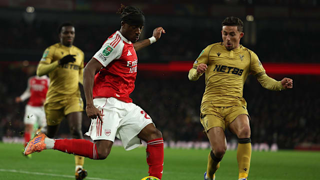 国米赛中年轻球员崛起，老将挣扎，球队面临转型与平衡挑战。（国米新人崛起、老将乏力，球队步入转型与平衡大考）