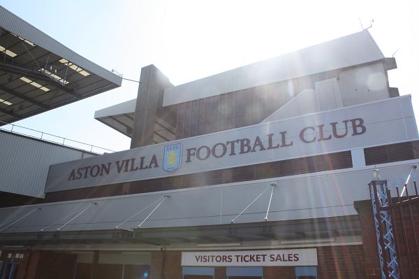 北青：长春和乌日古木拉矛盾不可调和，给中国女足制造难题（北青：长春与乌日古木拉矛盾难解，令中国女足陷入两难）