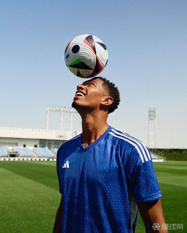 湘超张珈玮：王新欣指导是我的伯乐；湖南足球的氛围其实很好（湘超球员张珈玮：王新欣是我贵人，湖南足球氛围很棒）